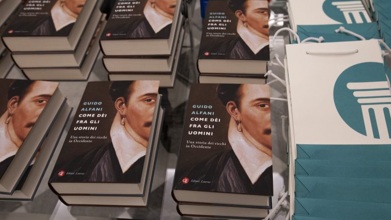 Come dèi fra gli uomini – Una storia dei ricchi in Occidente